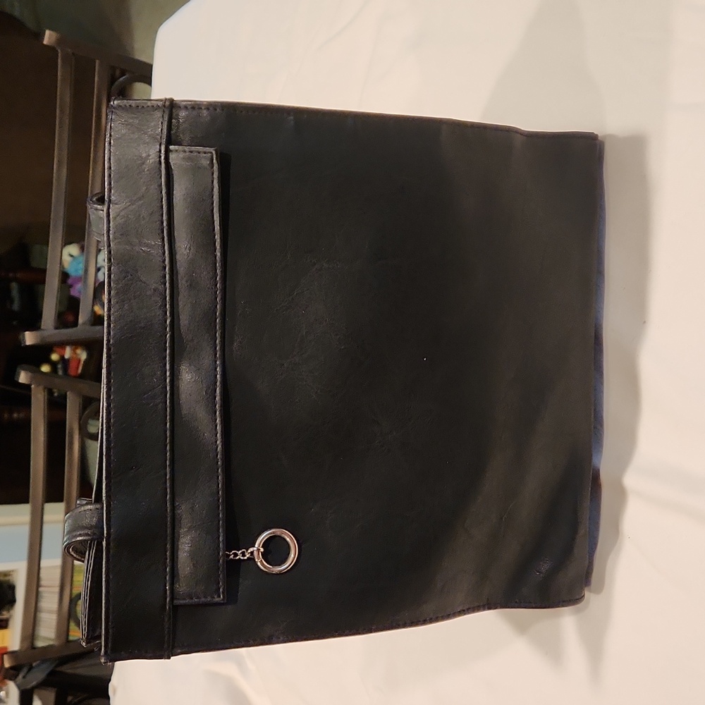 Black leather tote